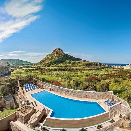 Your Room, Your Apartment, Your Shared Pool Marsalforn المظهر الخارجي الصورة