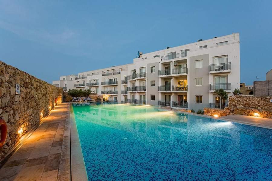 Your Room, Your Apartment, Your Shared Pool Marsalforn المظهر الخارجي الصورة
