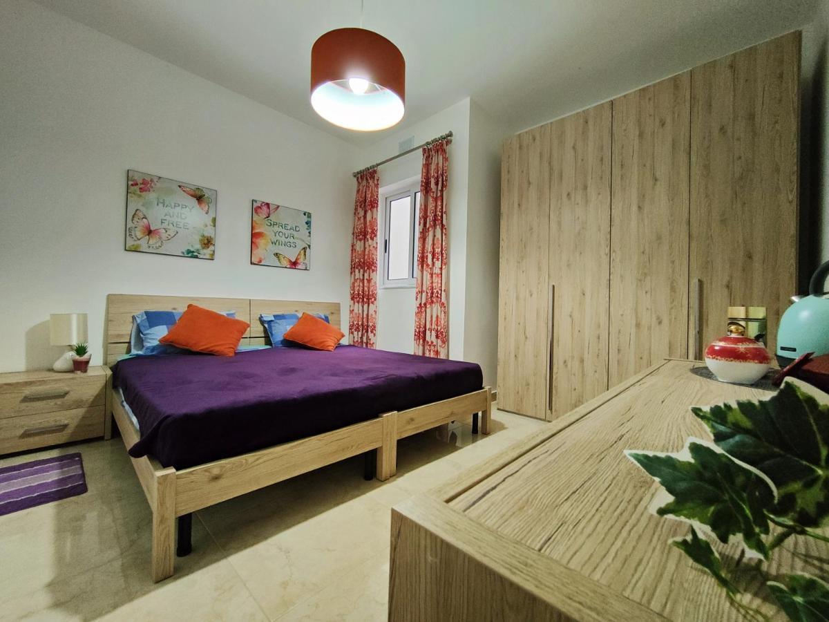 Your Room, Your Apartment, Your Shared Pool Marsalforn المظهر الخارجي الصورة