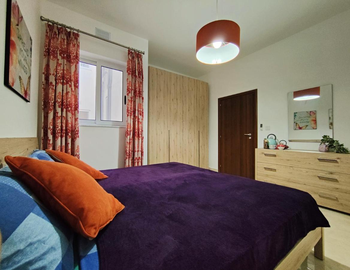 Your Room, Your Apartment, Your Shared Pool Marsalforn المظهر الخارجي الصورة